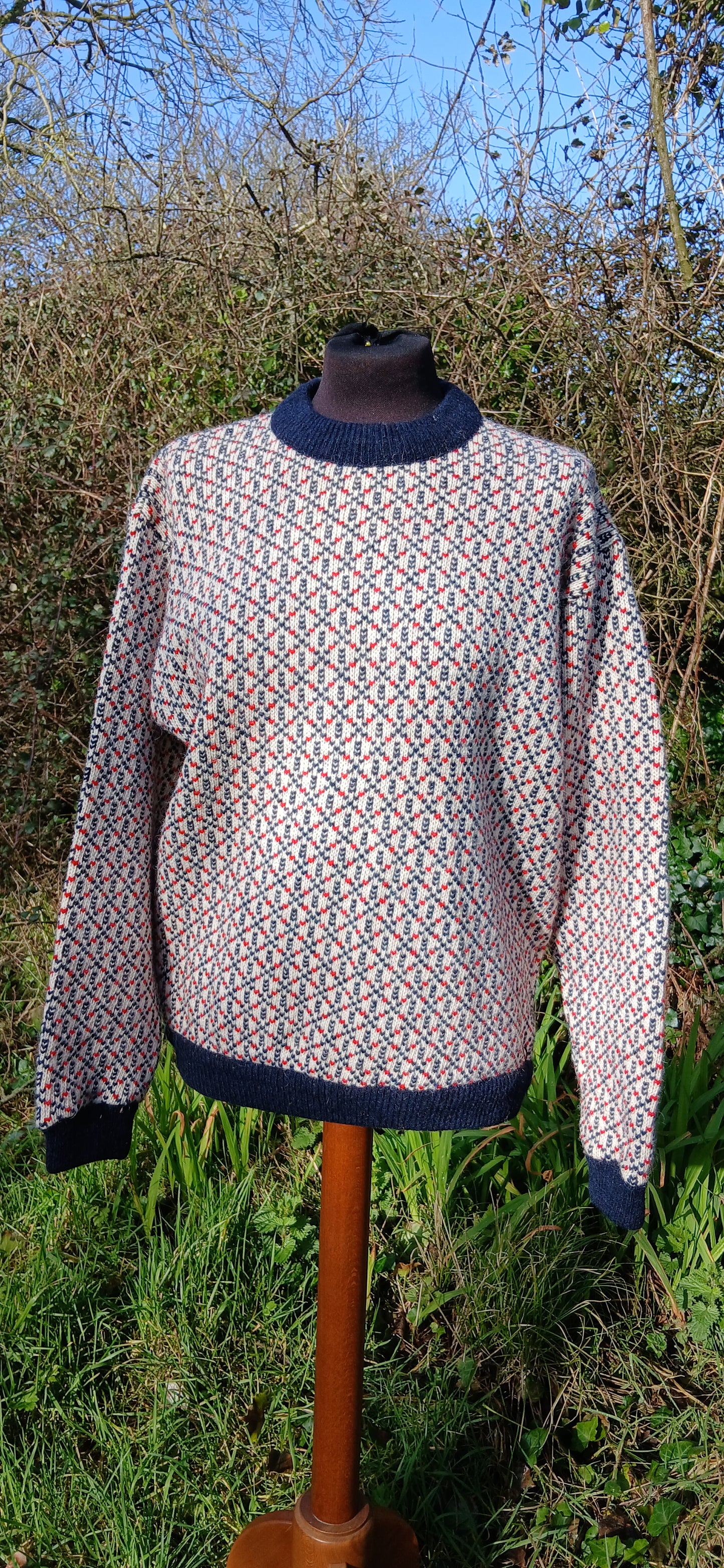 Vintage Norwegian sweater size 12/14