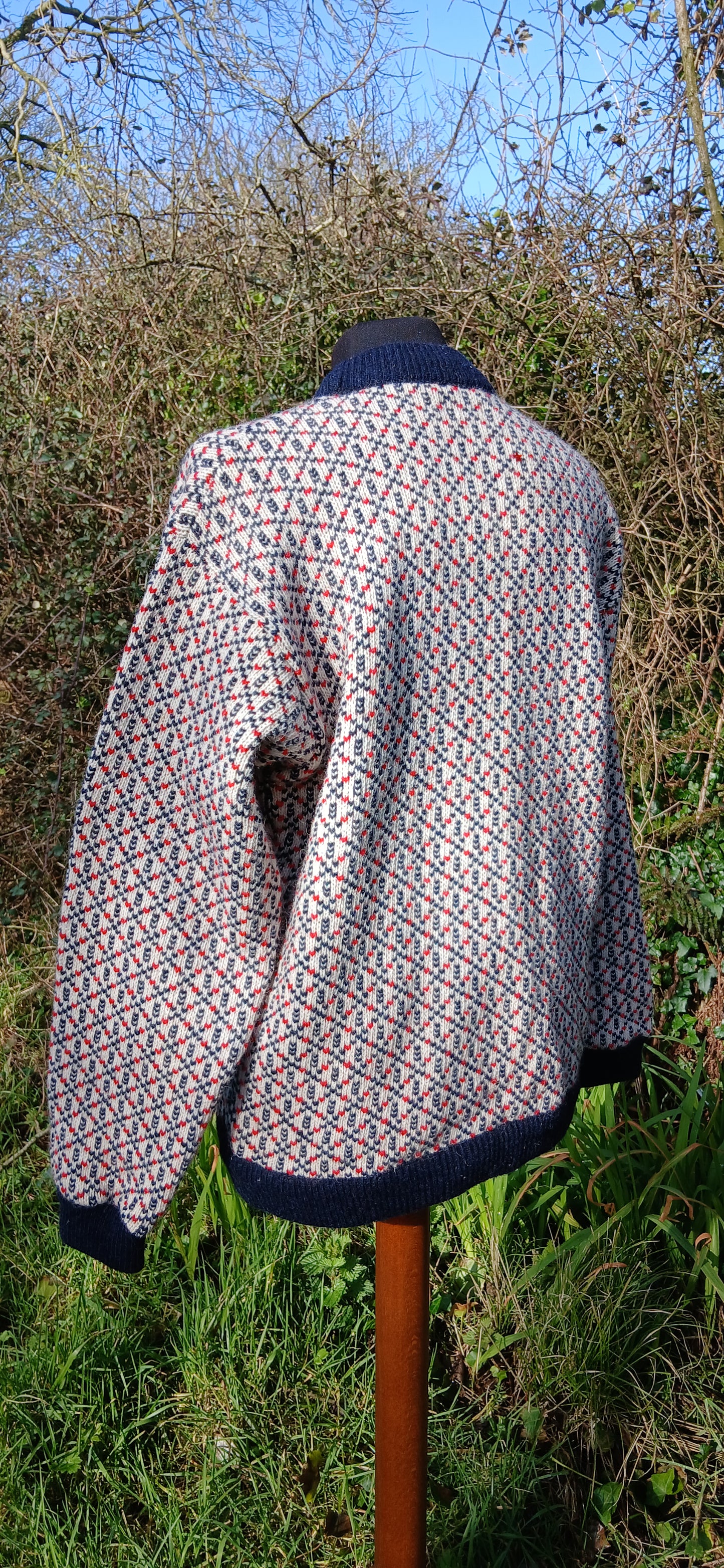 Vintage Norwegian sweater size 12/14