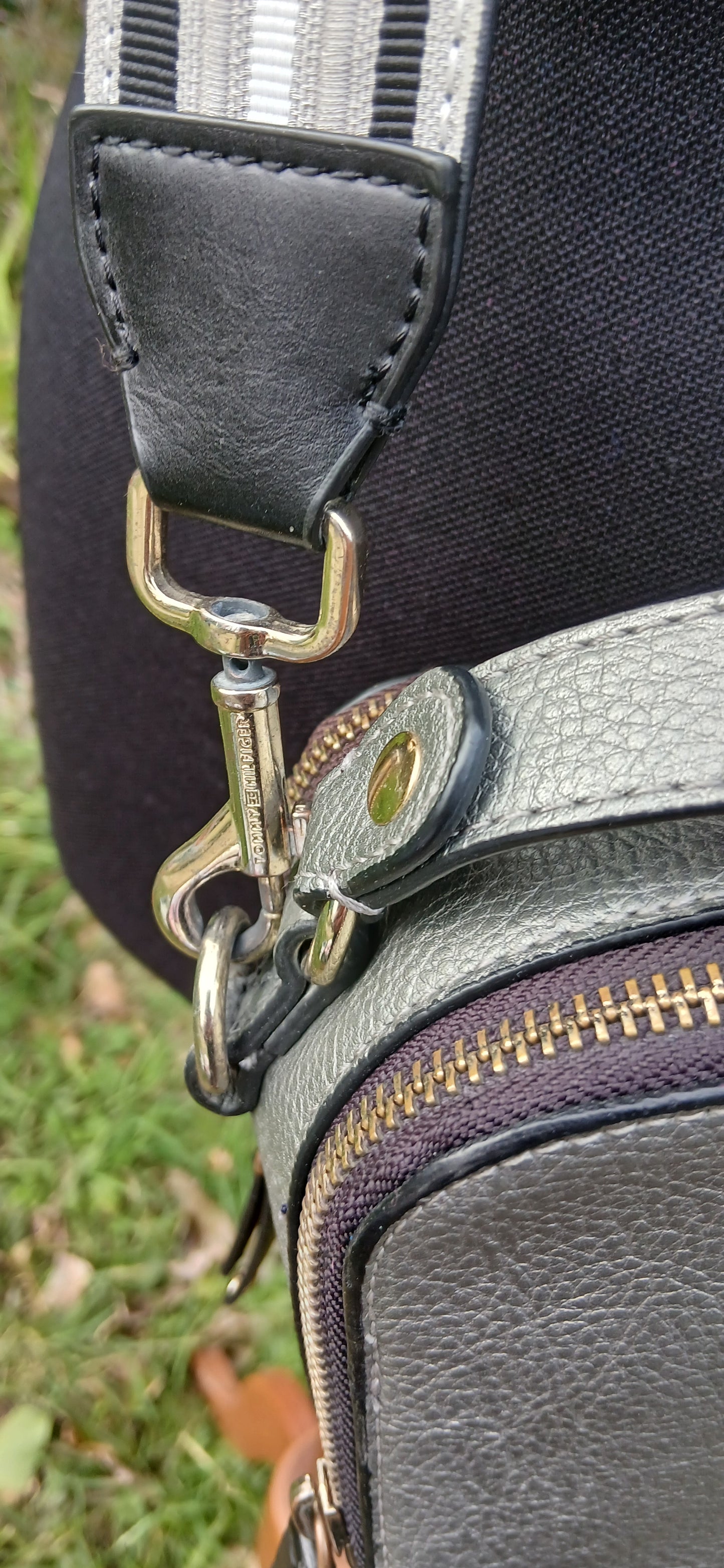 Tommy Hilfiger bag