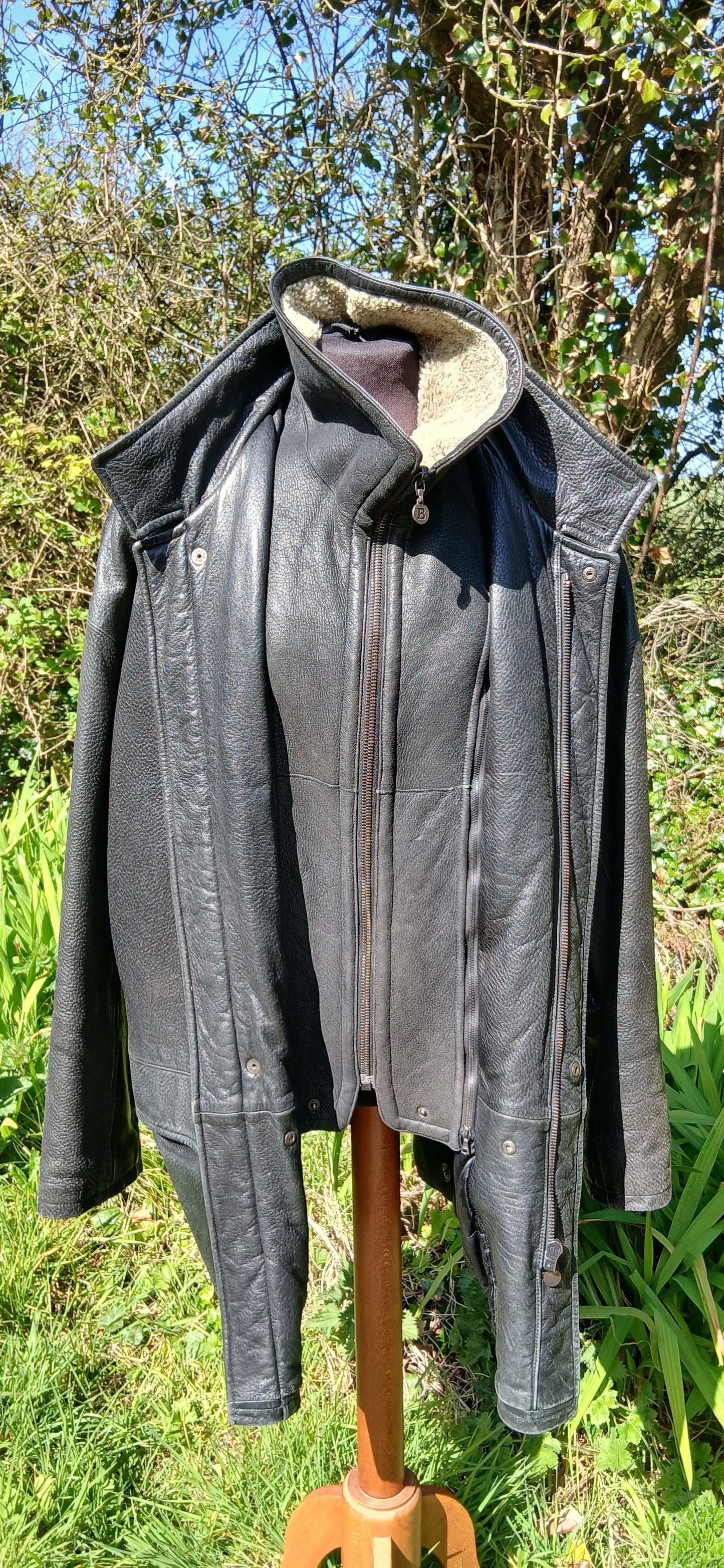Vintage leather jacket size 18