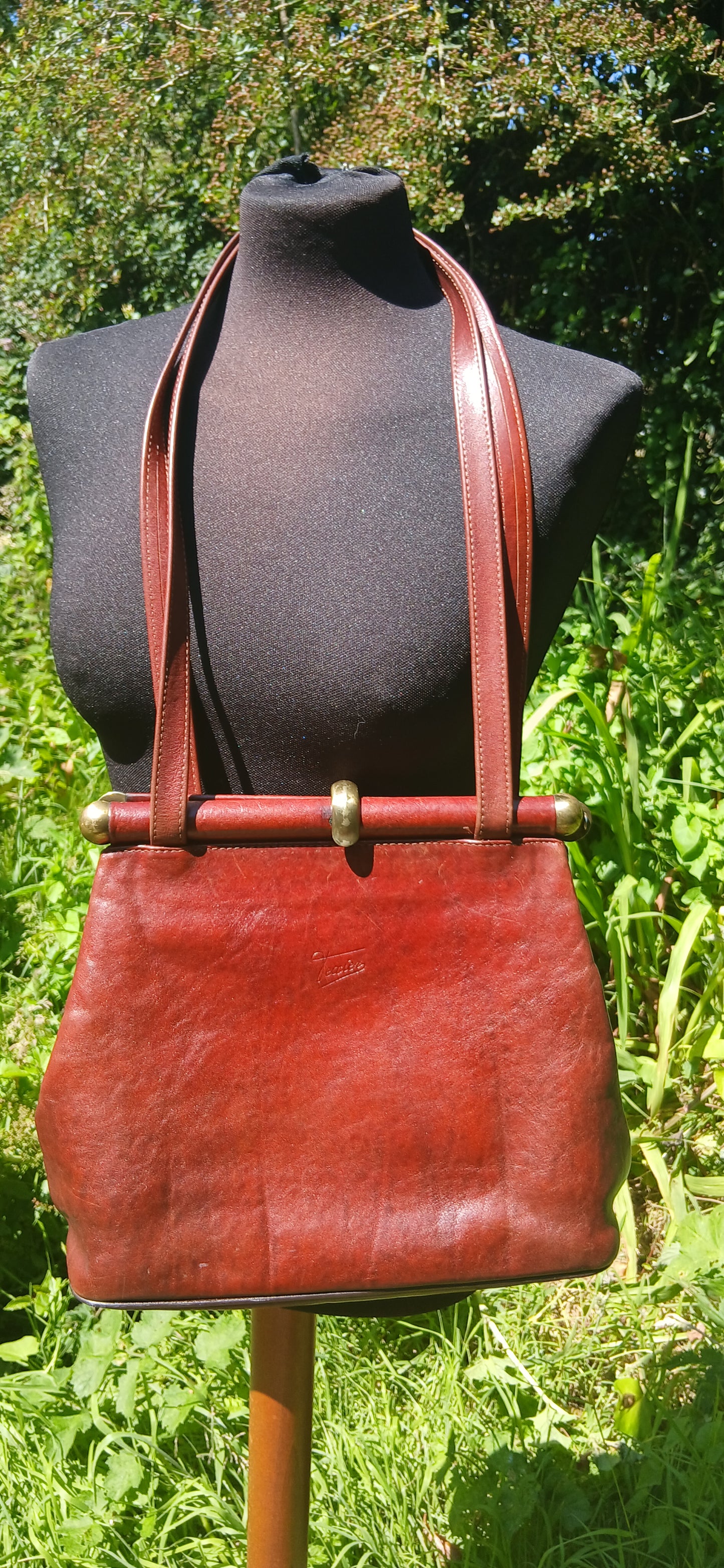 Vintage leather bag