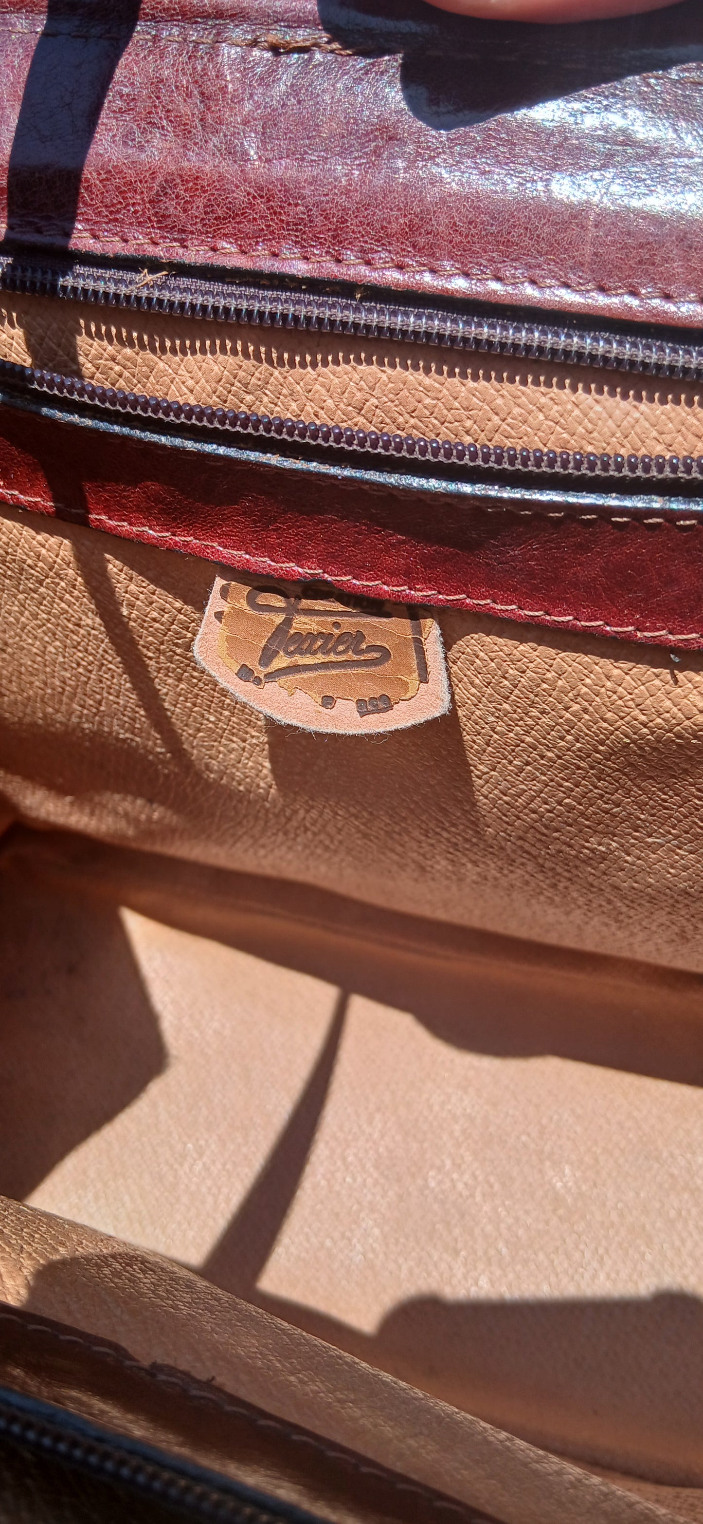 Vintage leather bag