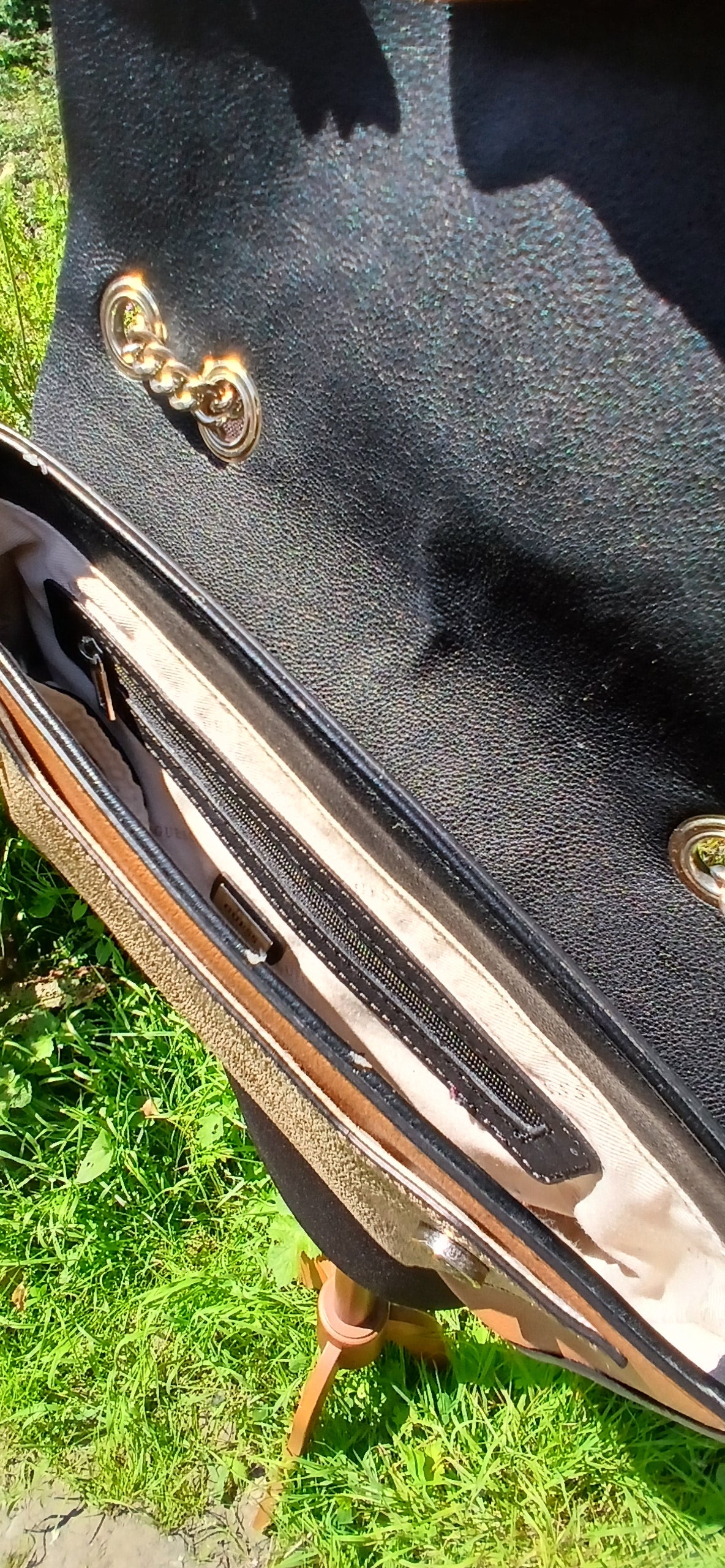 Guess bag