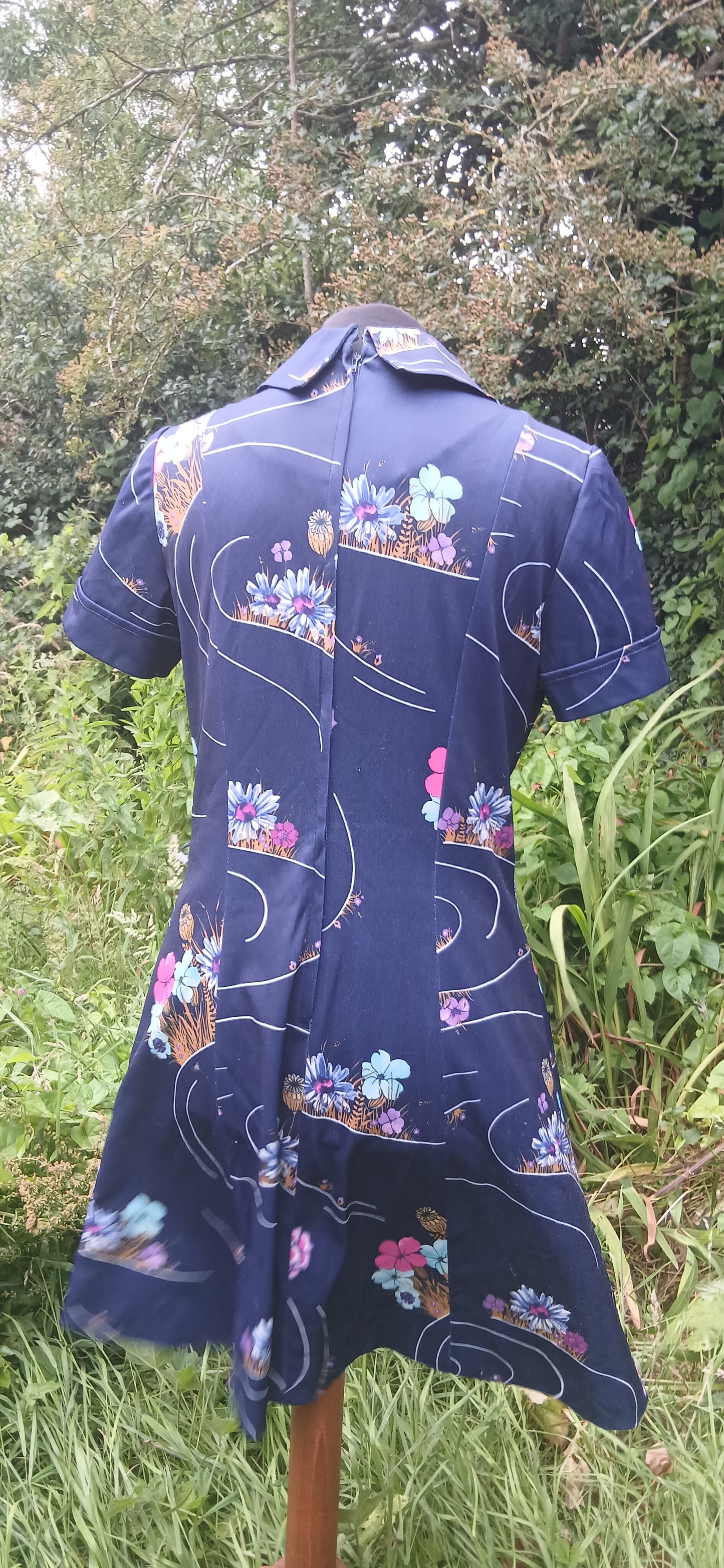 Vintage dress size 10/12
