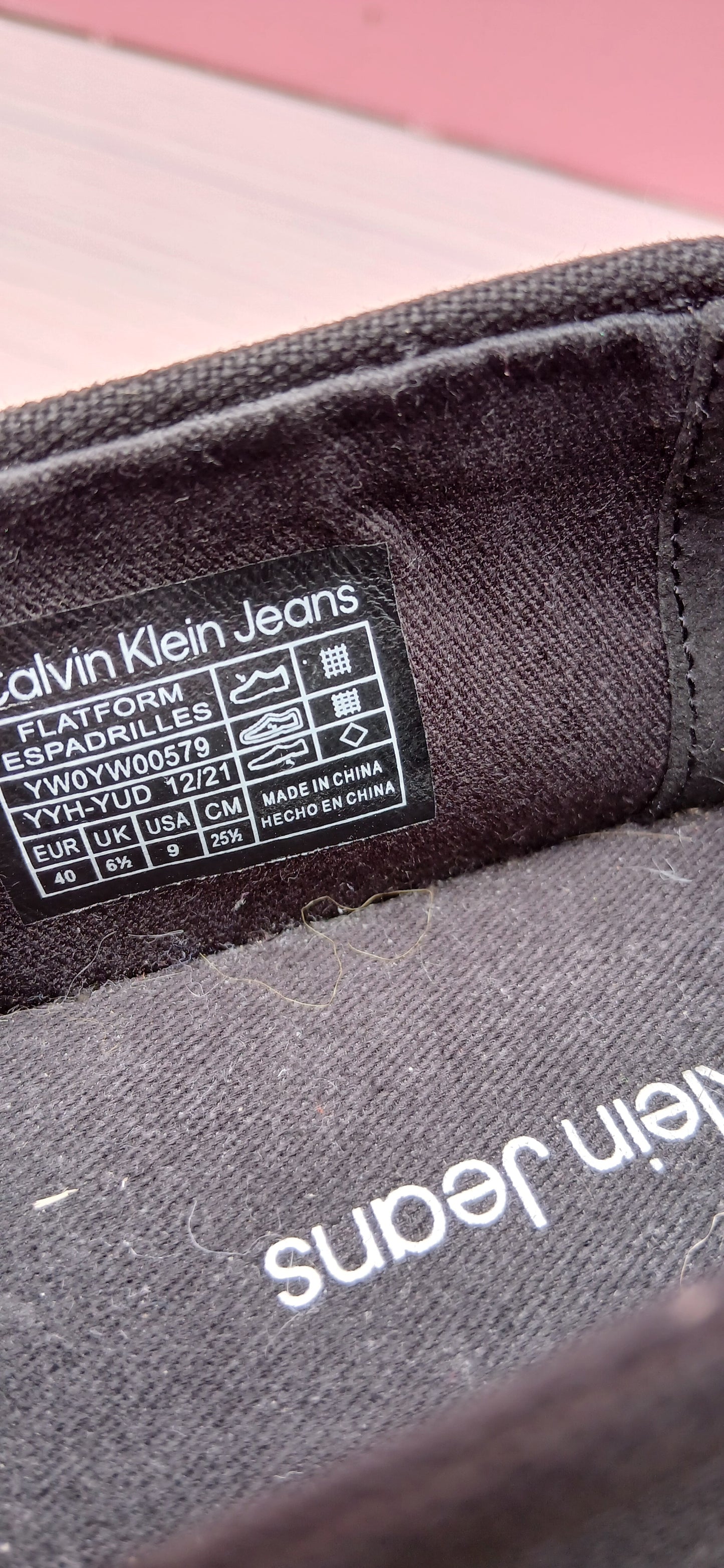 Calvin Klein size 6.5