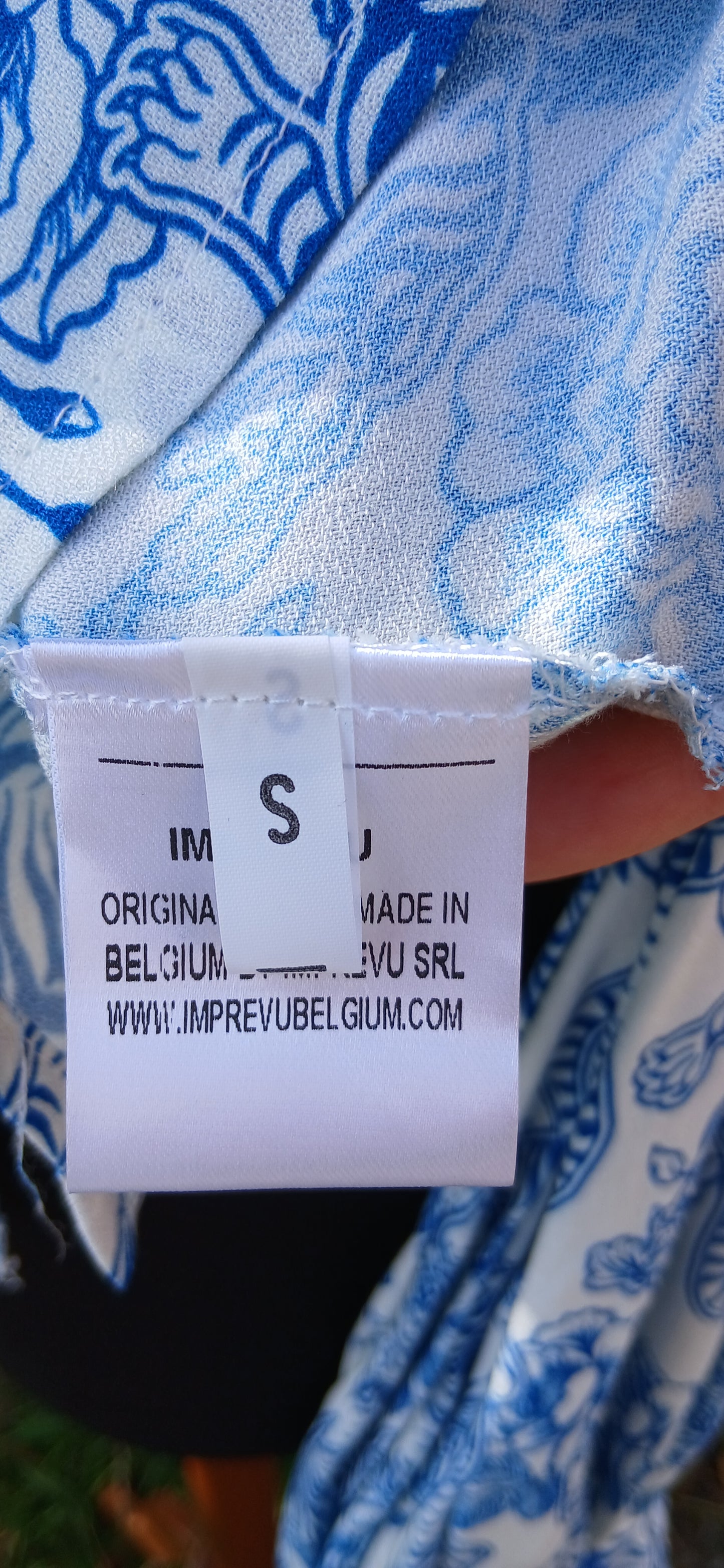Imprevu shirt size 10