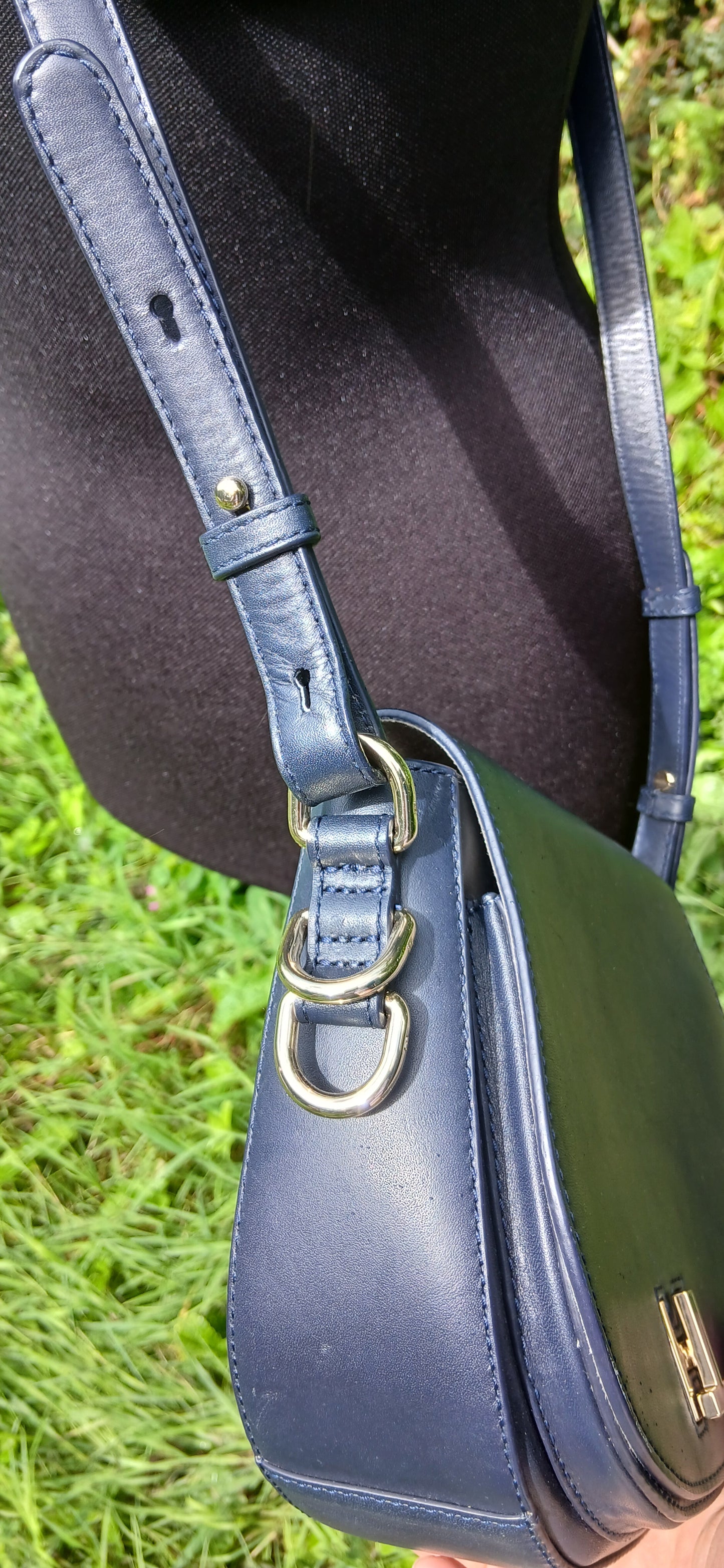 Tommy Hilfiger bag