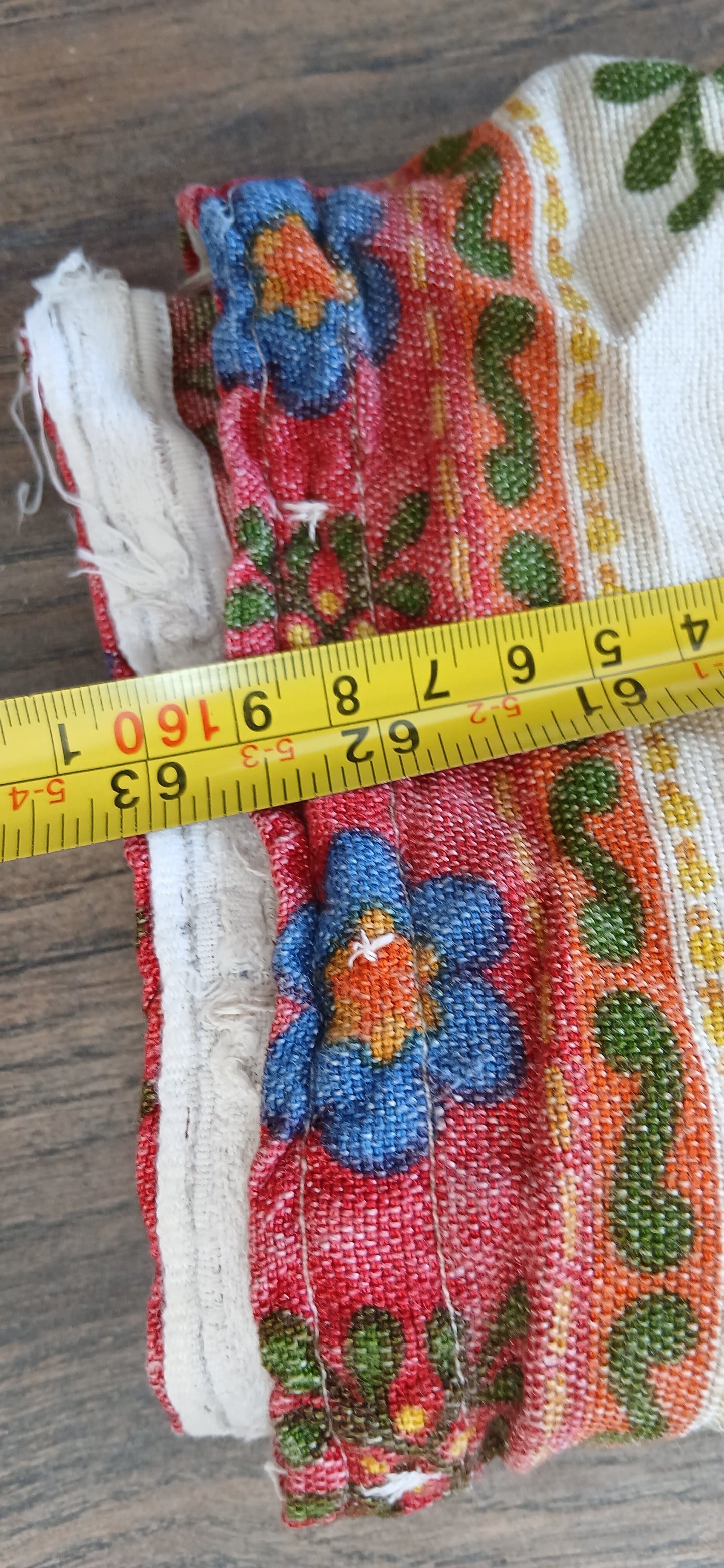 1970s Curtains drop 63'
