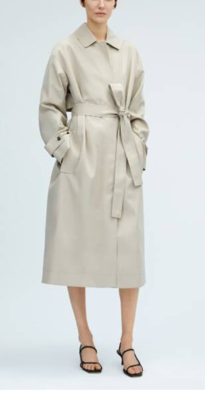 COS Mac size 16