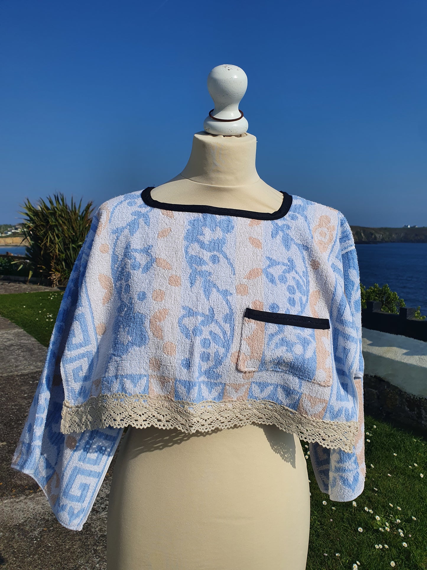 Vintage Towel Top Size 12