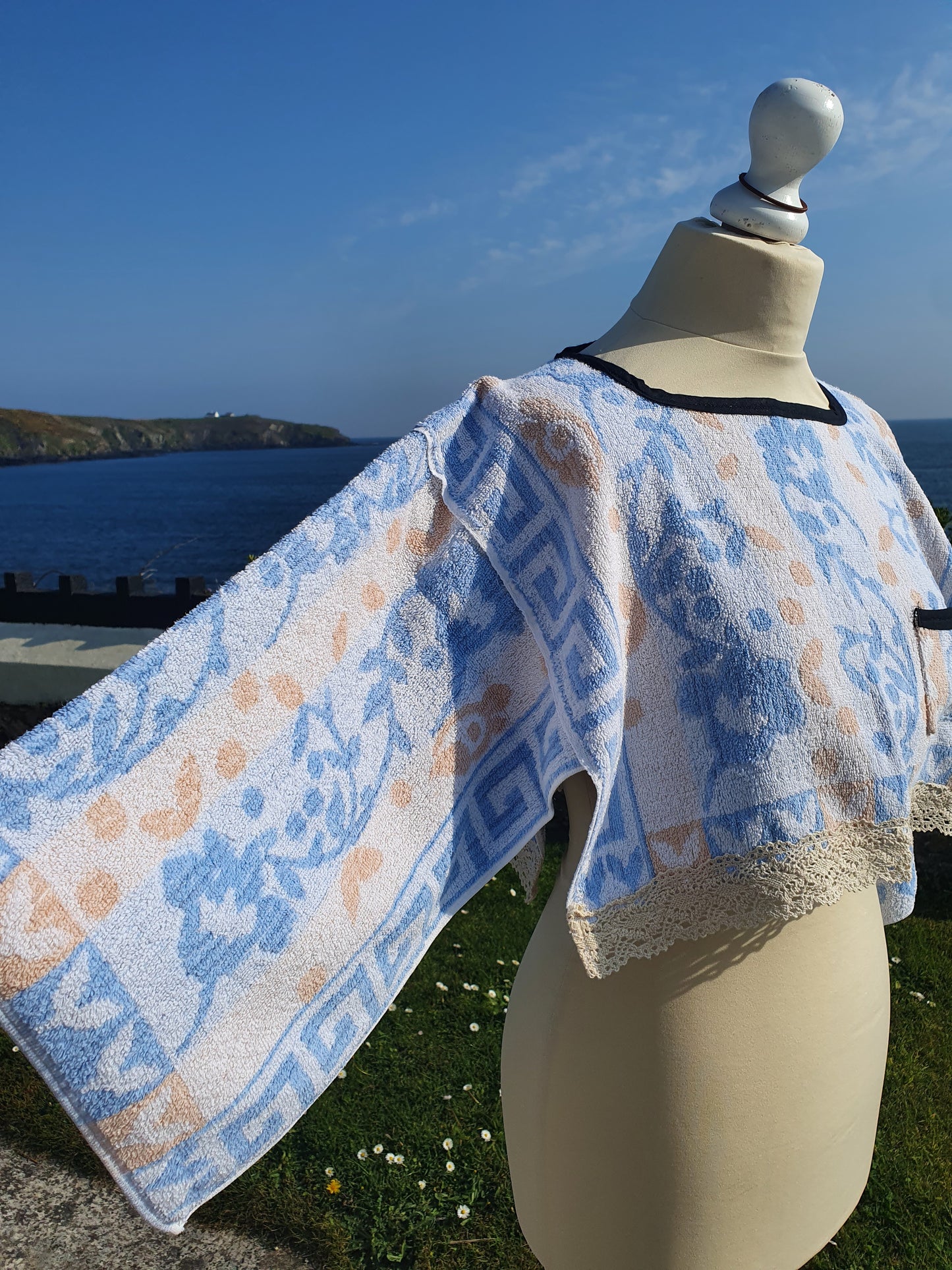 Vintage Towel Top Size 12