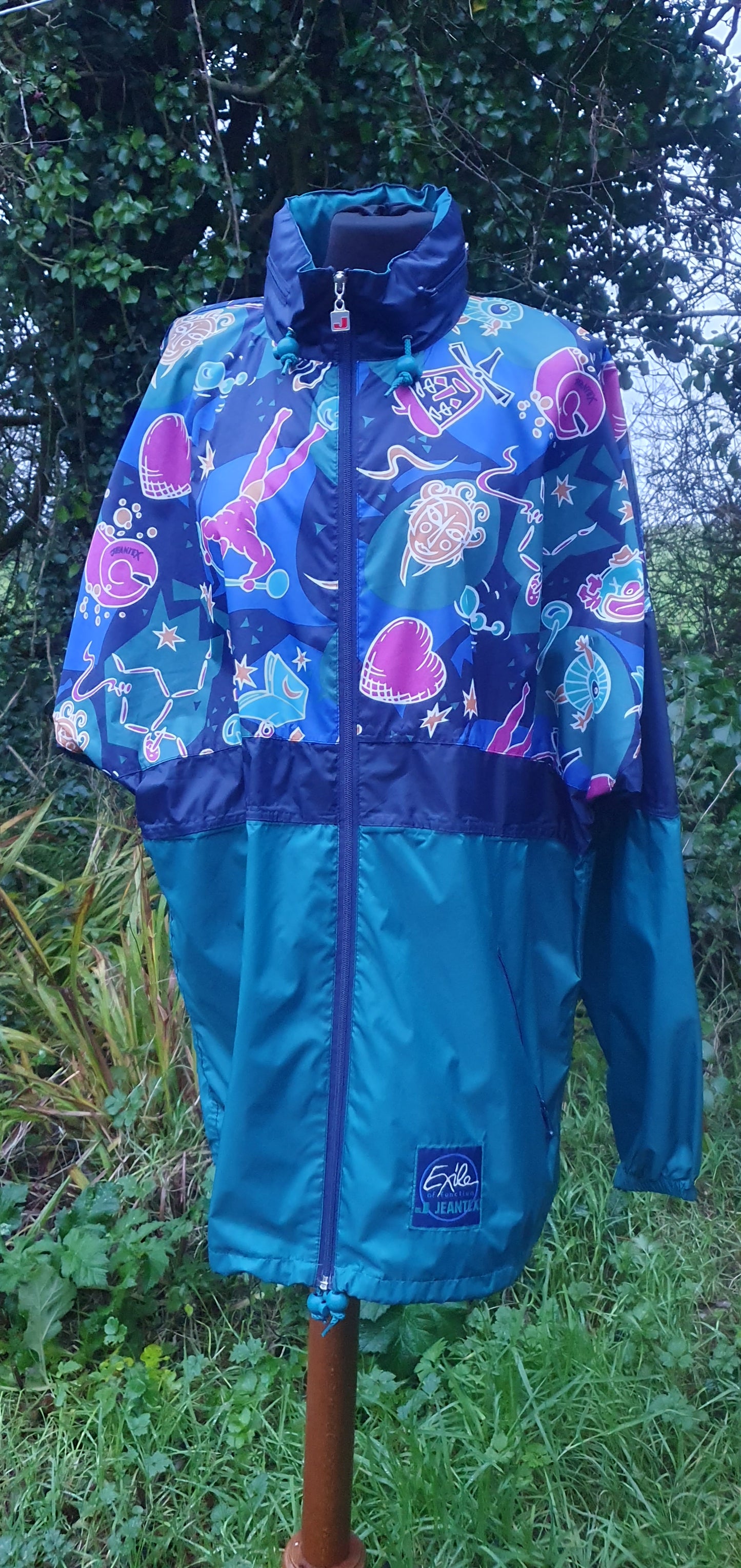 Vintage shell jacket up to size 20
