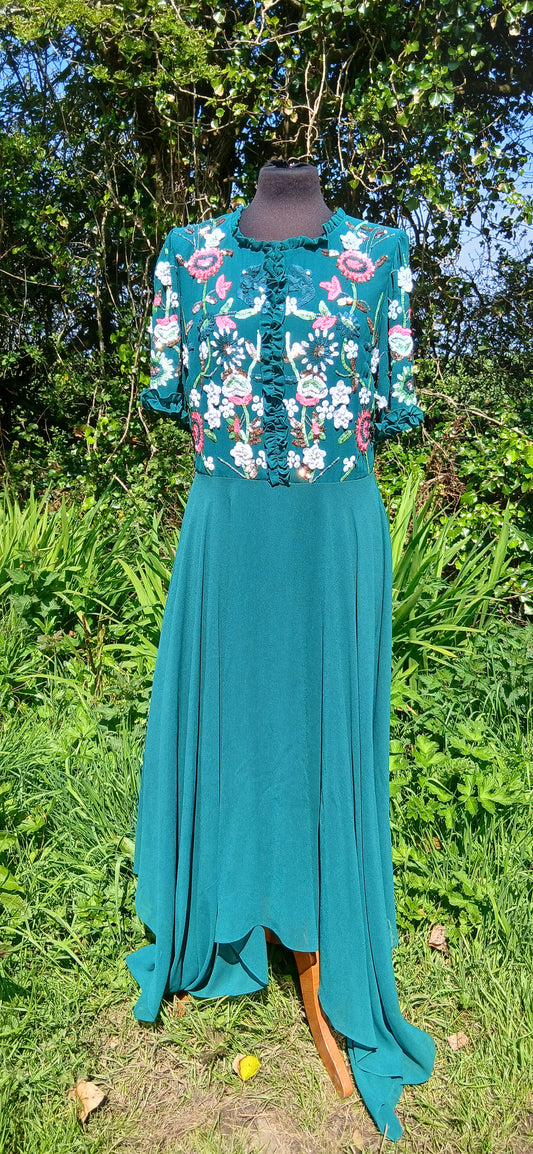 Frock & Frill size 16