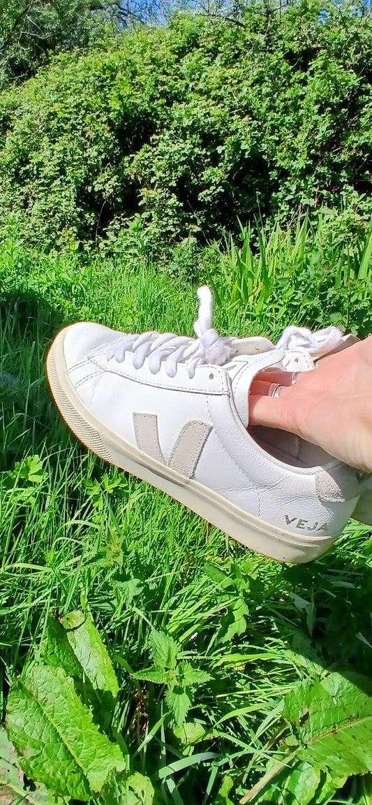 Vejas size 5