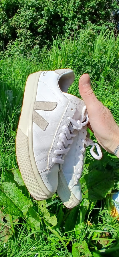 Vejas size 5