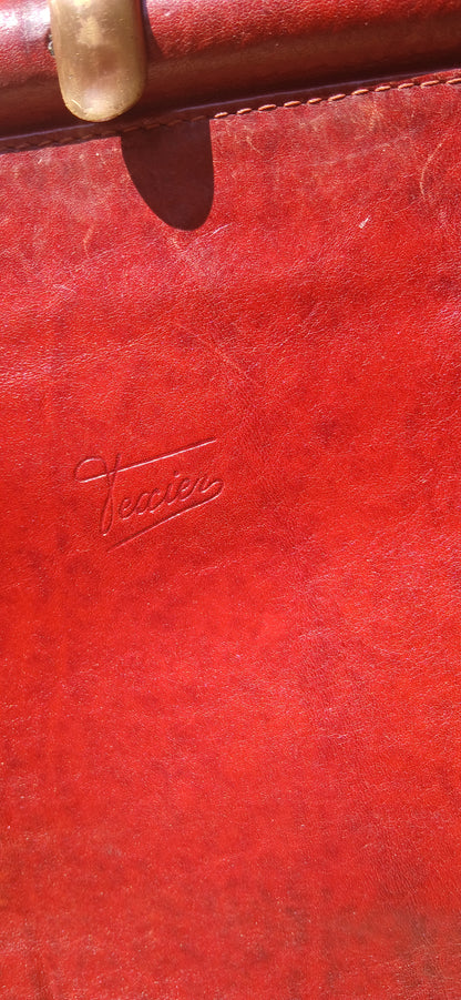 Vintage leather bag