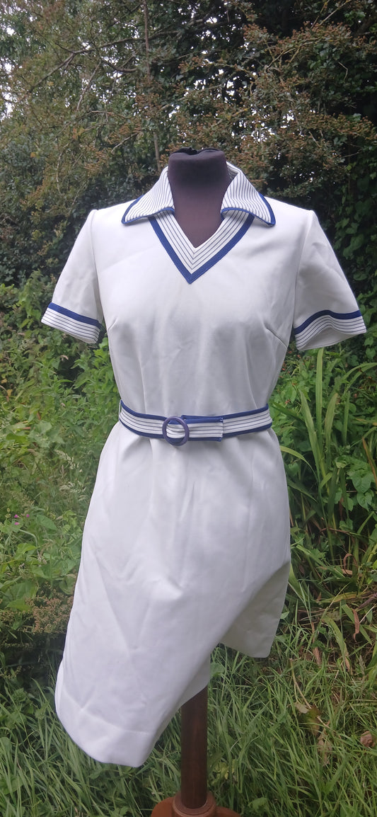 Vintage dress size 10/12