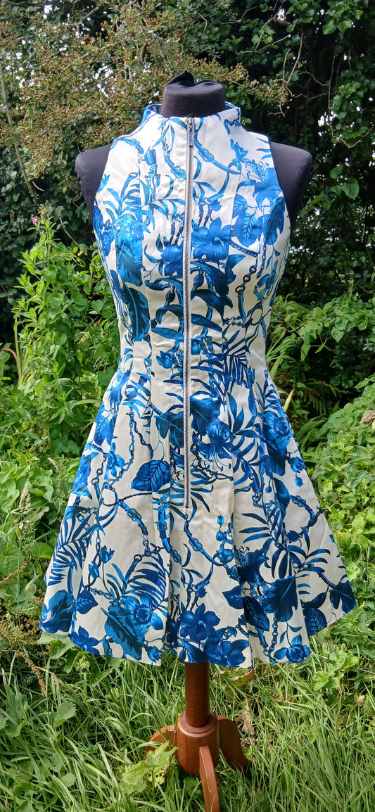 Cue dress size 8