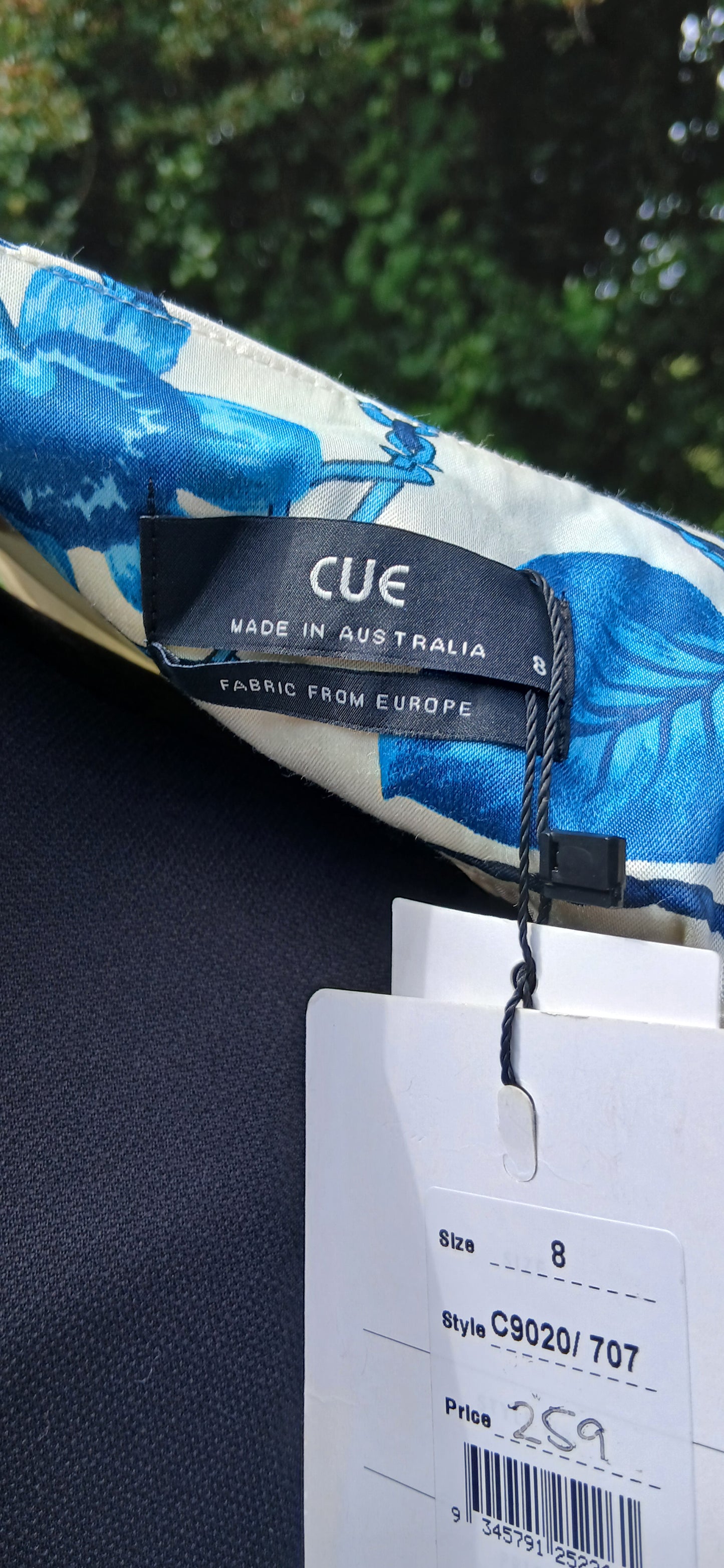 Cue dress size 8
