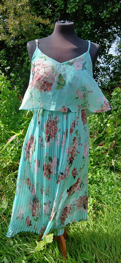 Urban touch dress size 8