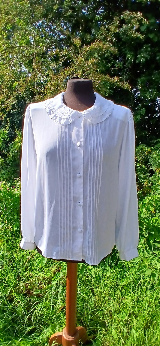Vintage blouse size 10