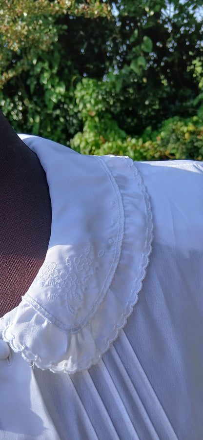 Vintage blouse size 10