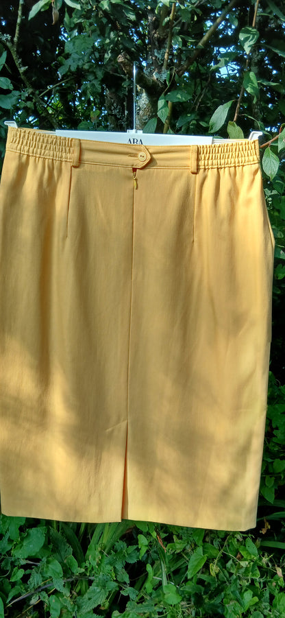Vintage skirt size 14