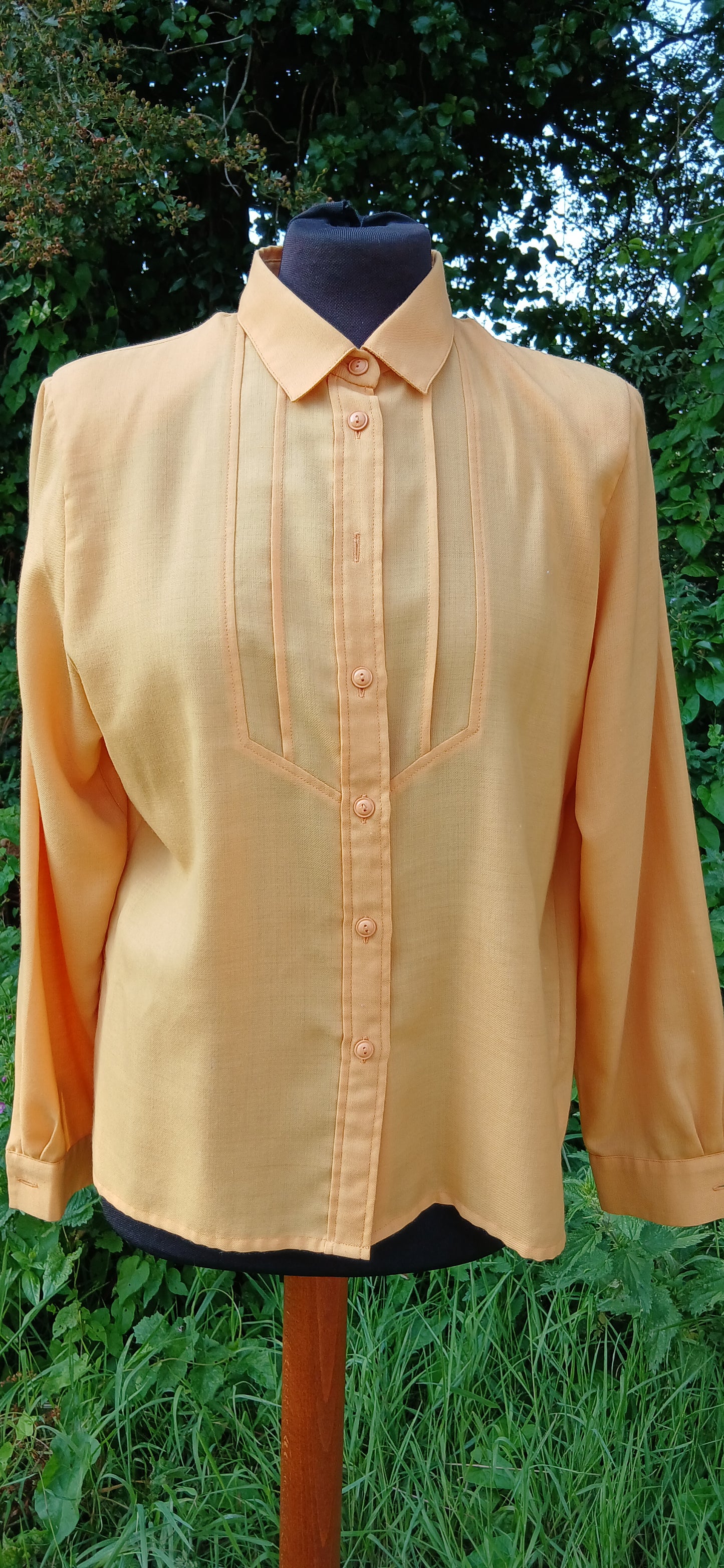 Vintage blouse size 12