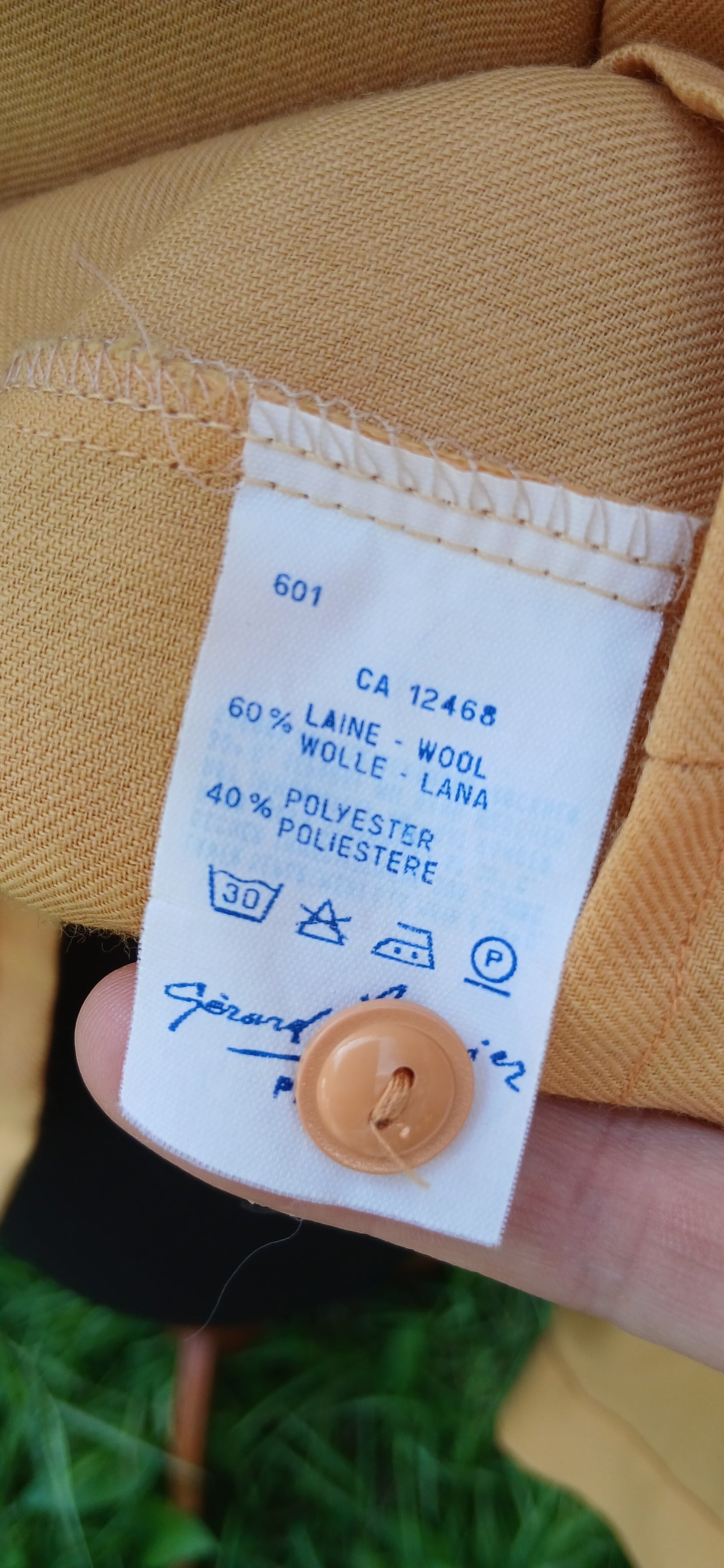 Vintage blouse size 12