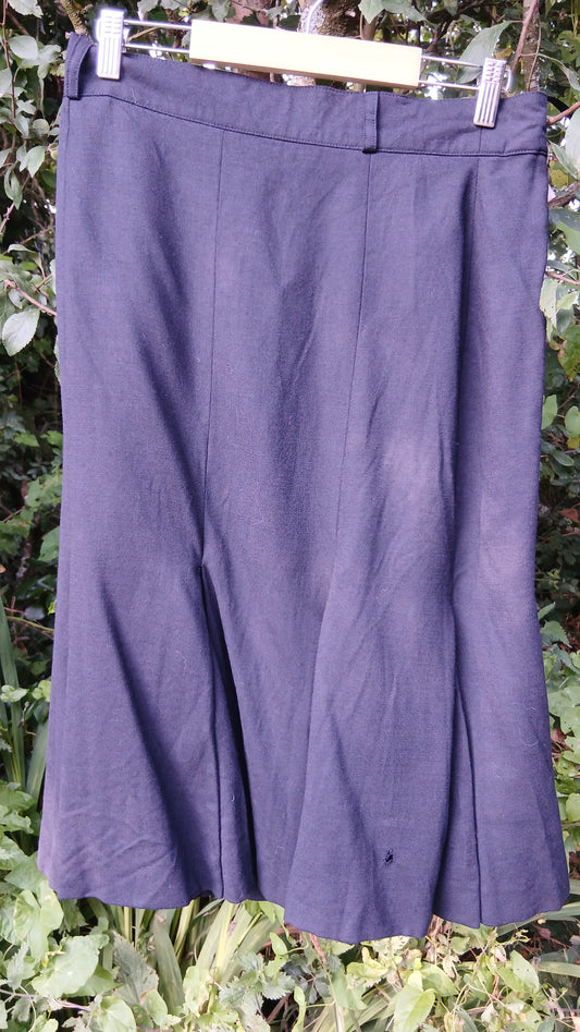 Vintage Escada skirt size