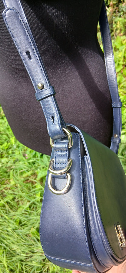 Tommy Hilfiger bag