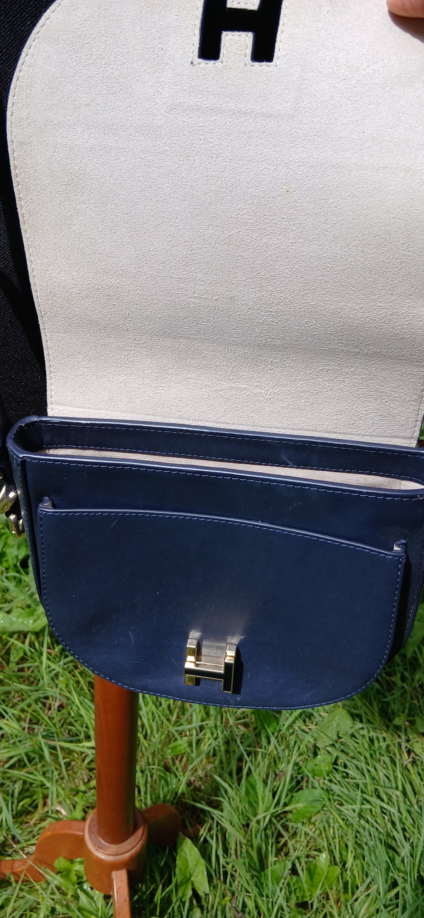 Tommy Hilfiger bag