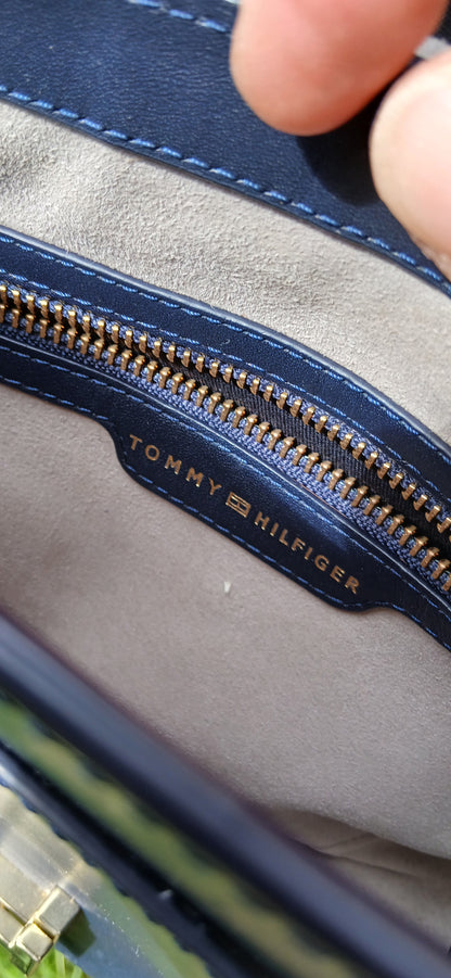 Tommy Hilfiger bag