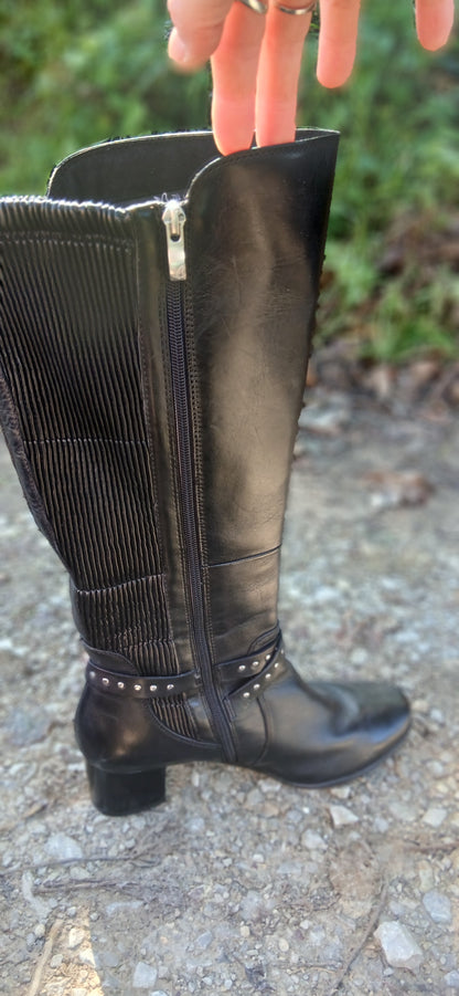 Caprice boots size 7.5