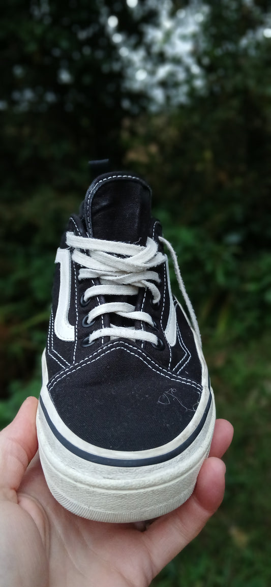 Vans size 6