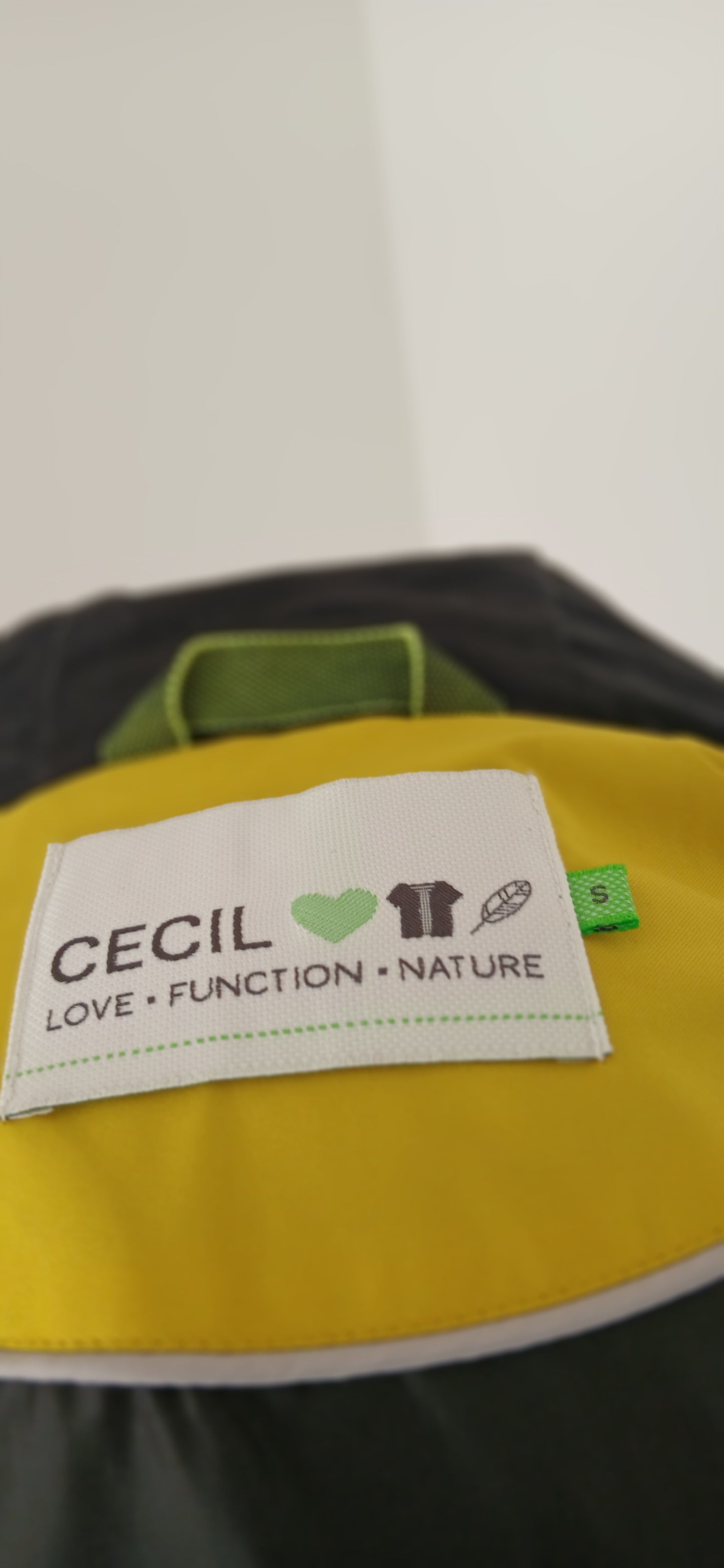 Cecil Parka small