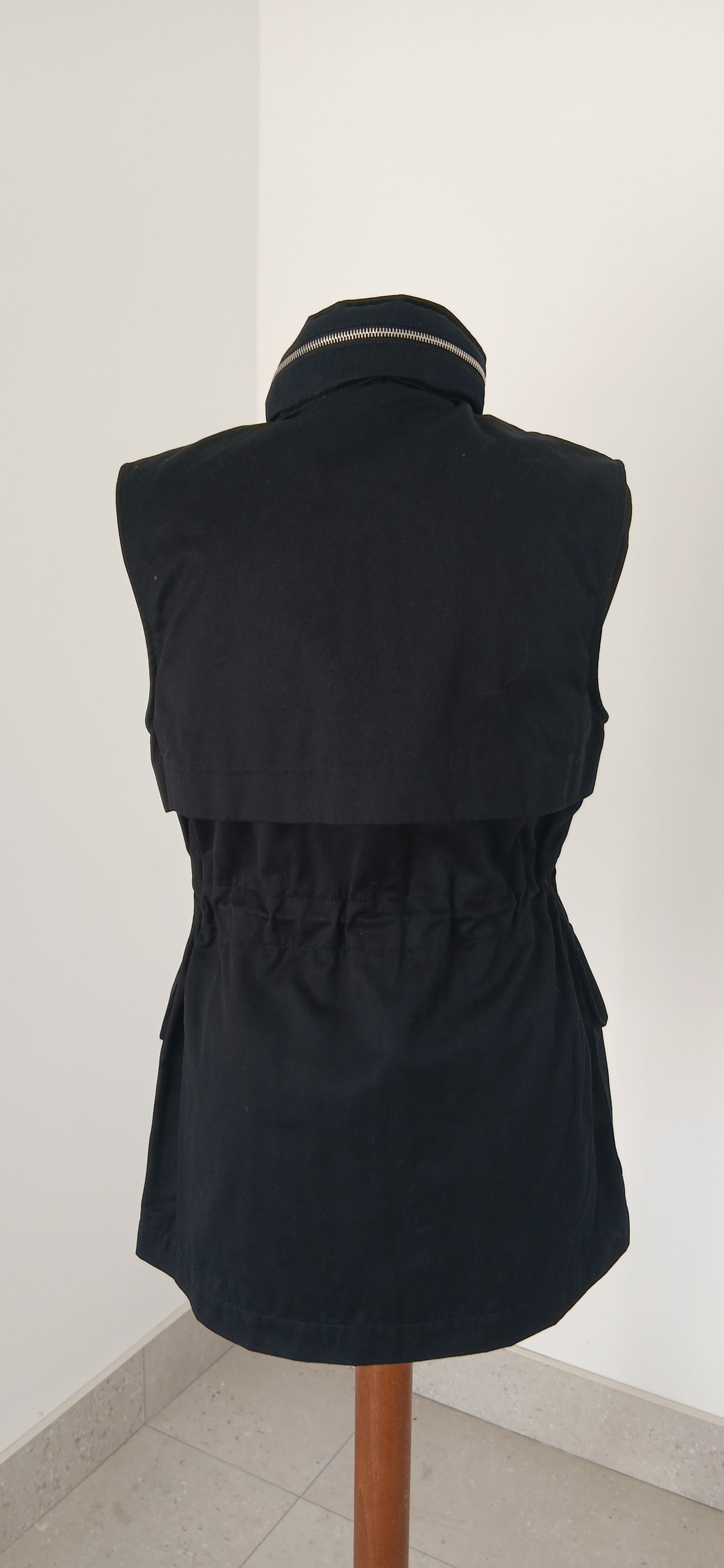 Victoria Beckham gillet size 12
