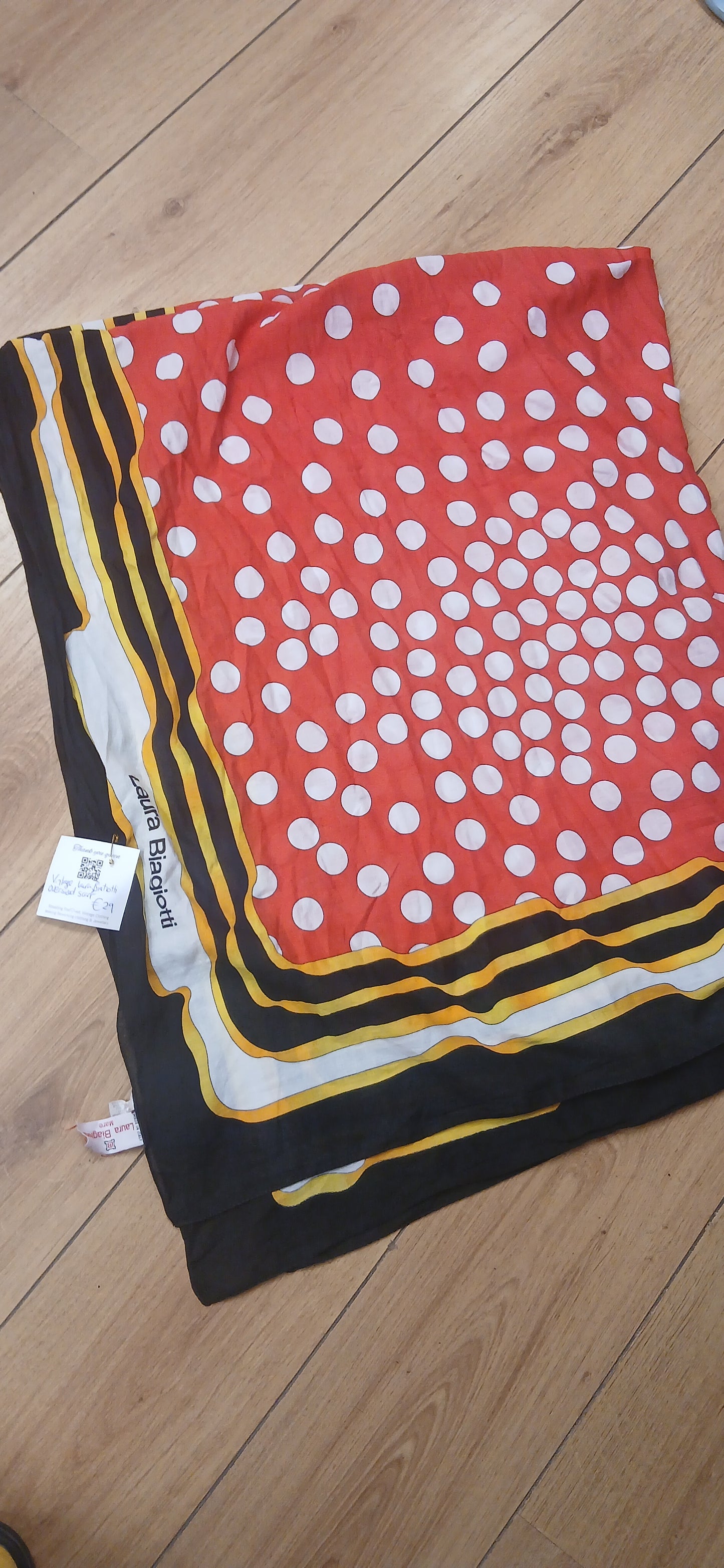 Laura Biagiotti scarf xl