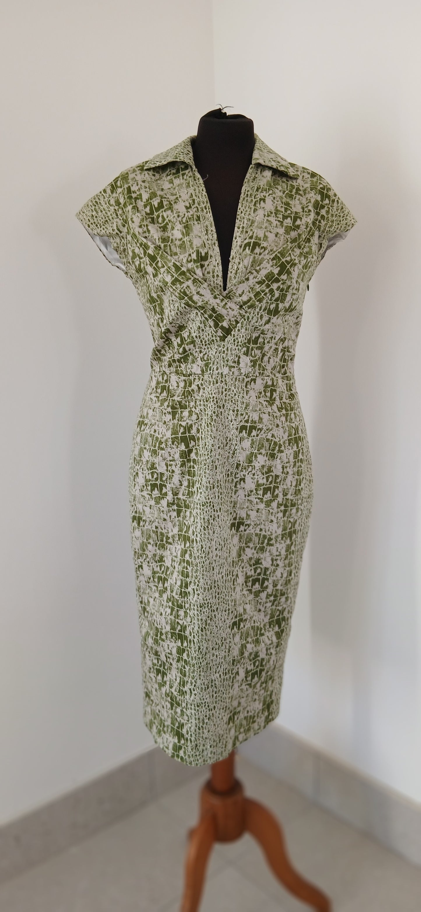 Samantha Sung dress size 12