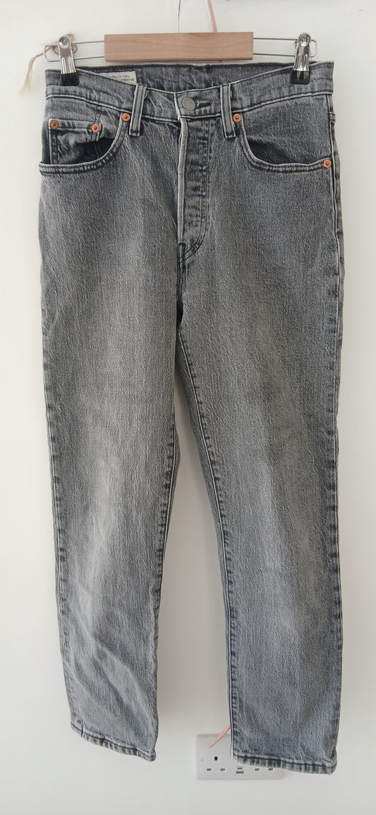 Levis size 8