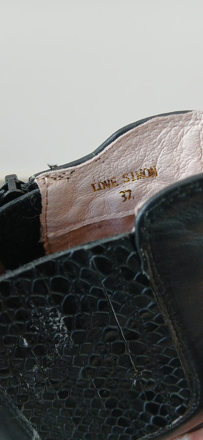 Amy hubberman boots size 4