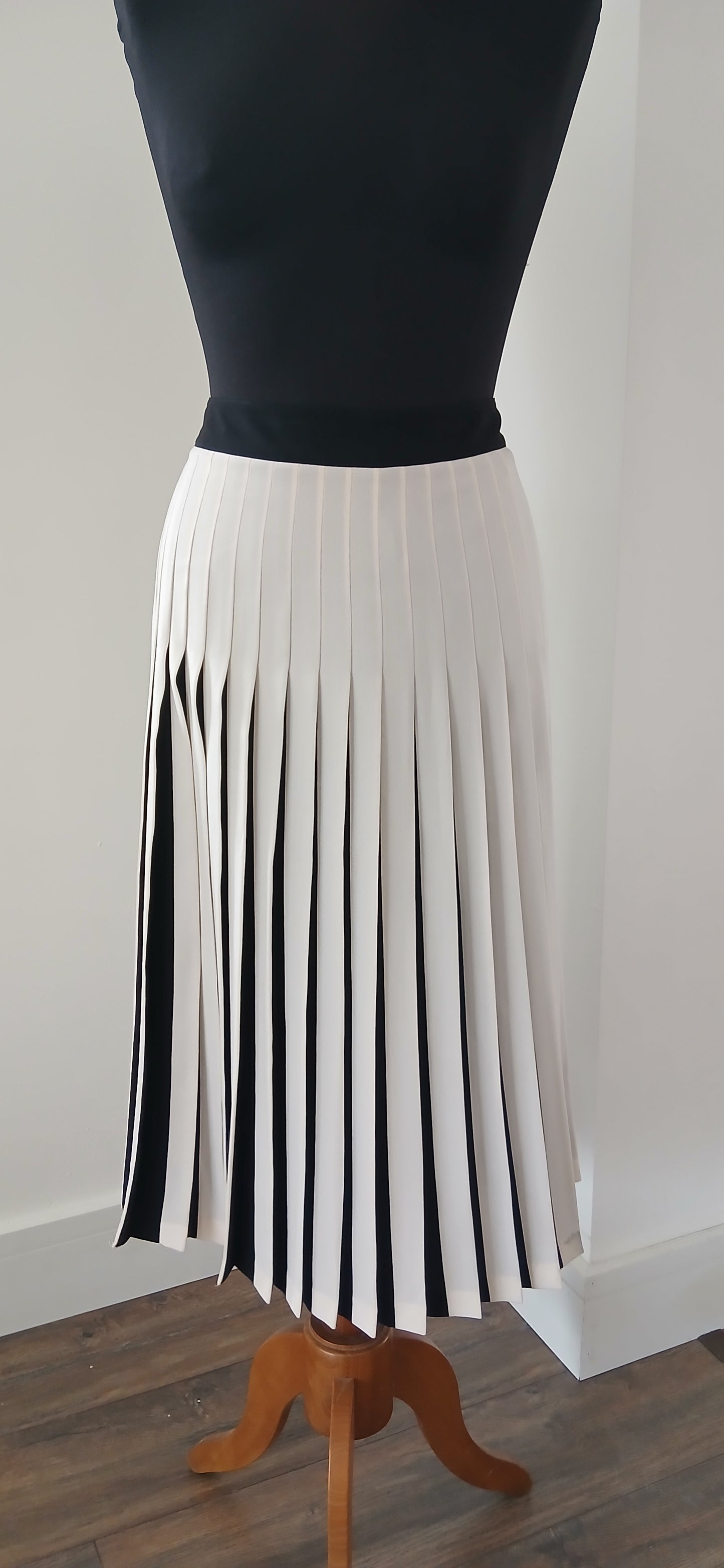 Ted Baker skirt size 16