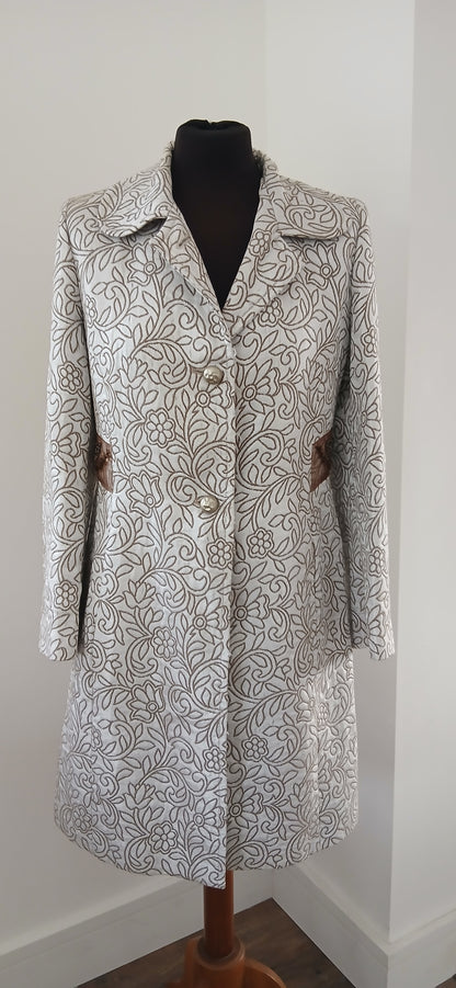 Fee g coat size 12