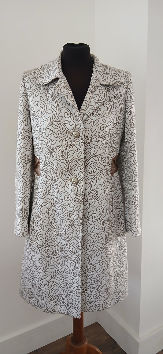 Fee g coat size 12