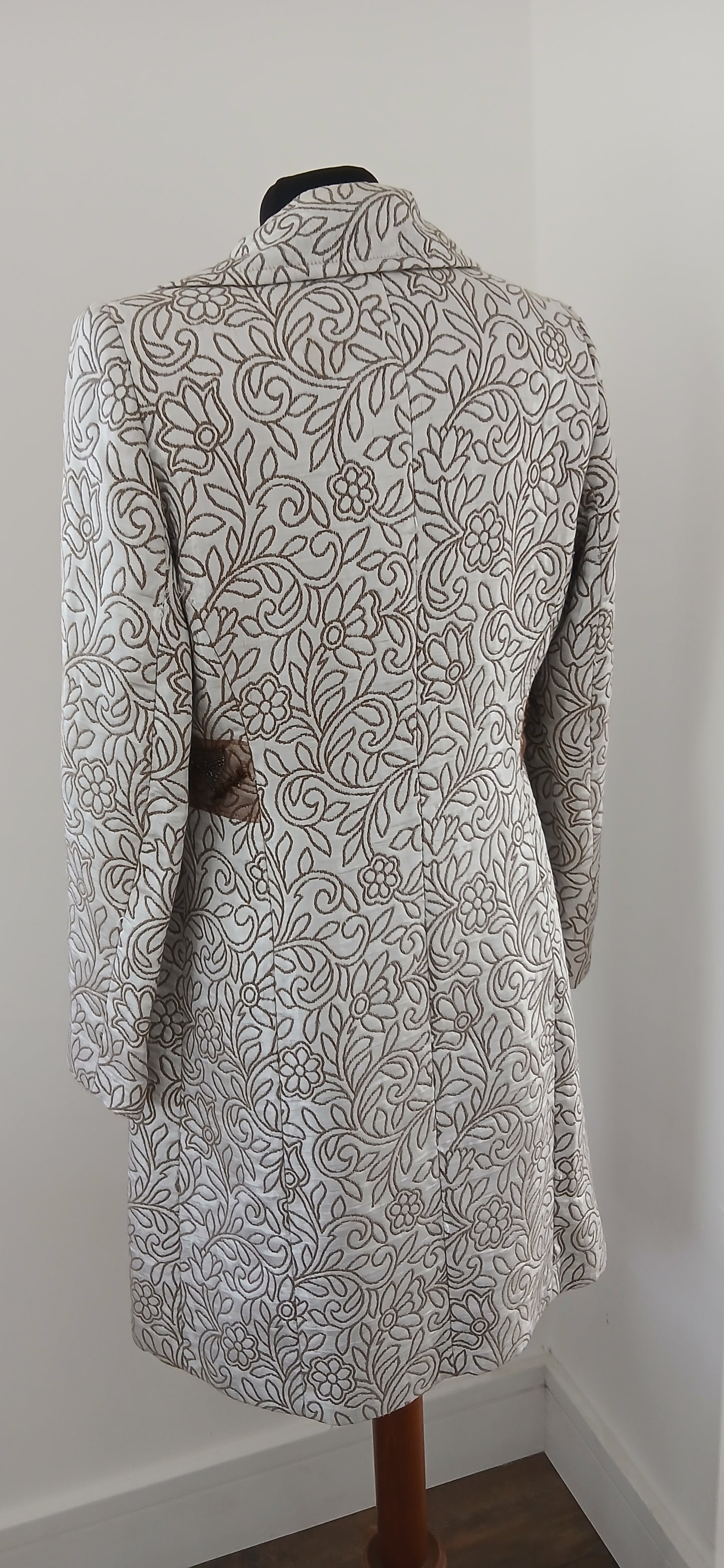 Fee g coat size 12