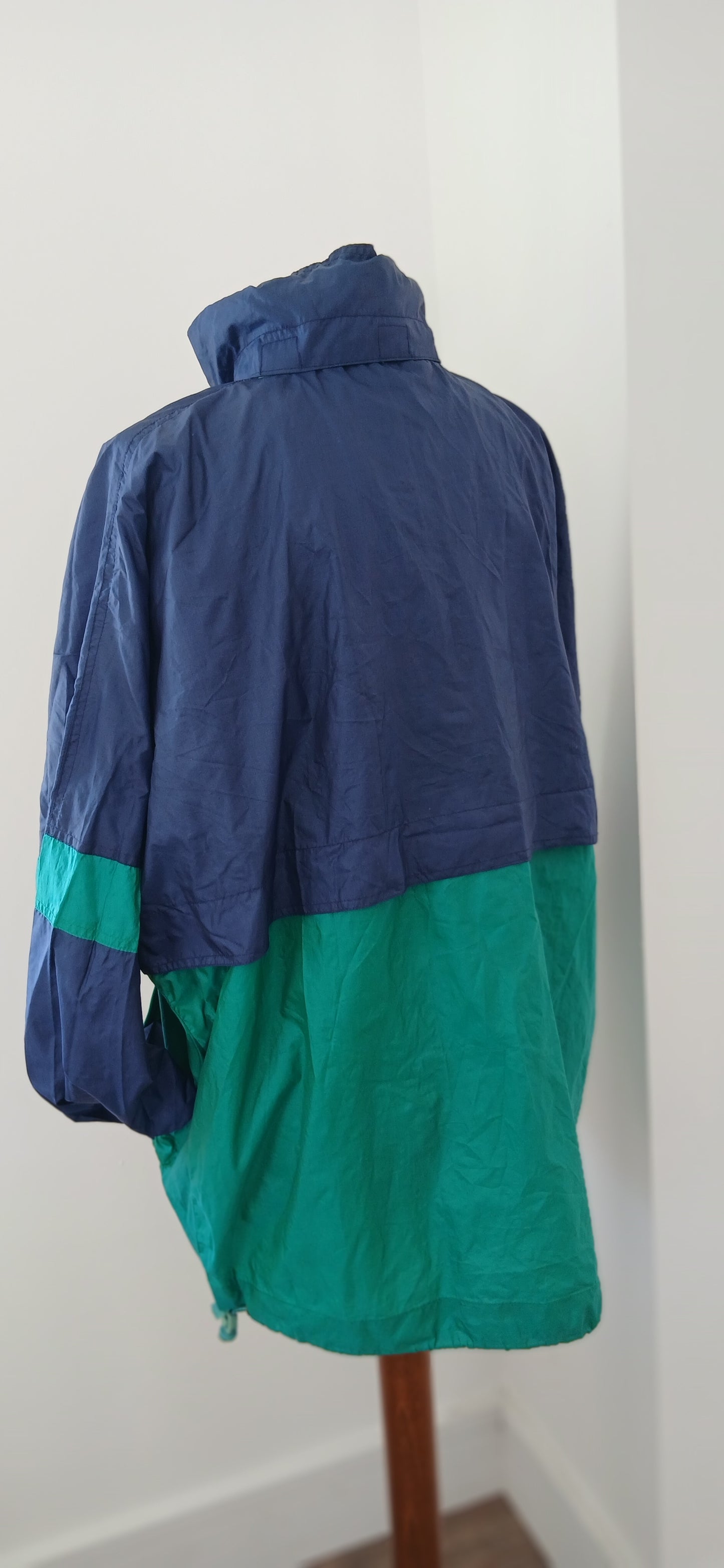 Vintage windbreaker XL