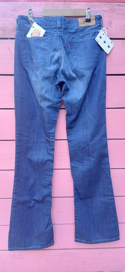Levis size 8