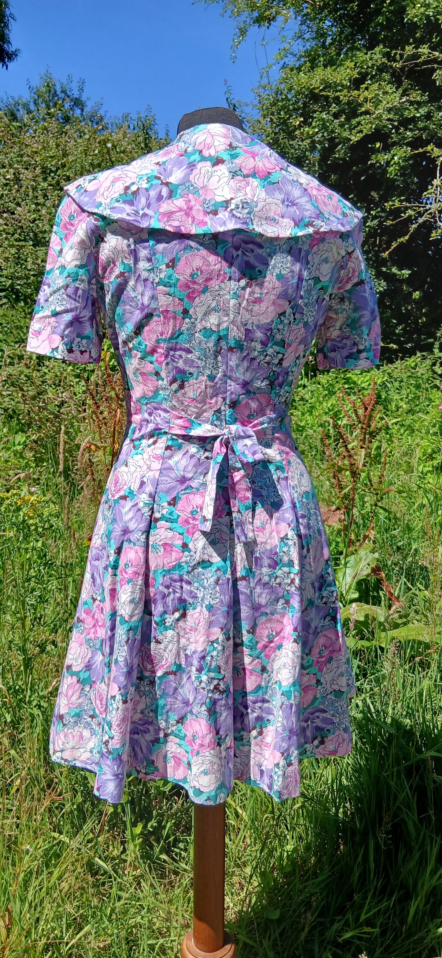 Vintage dress size 10
