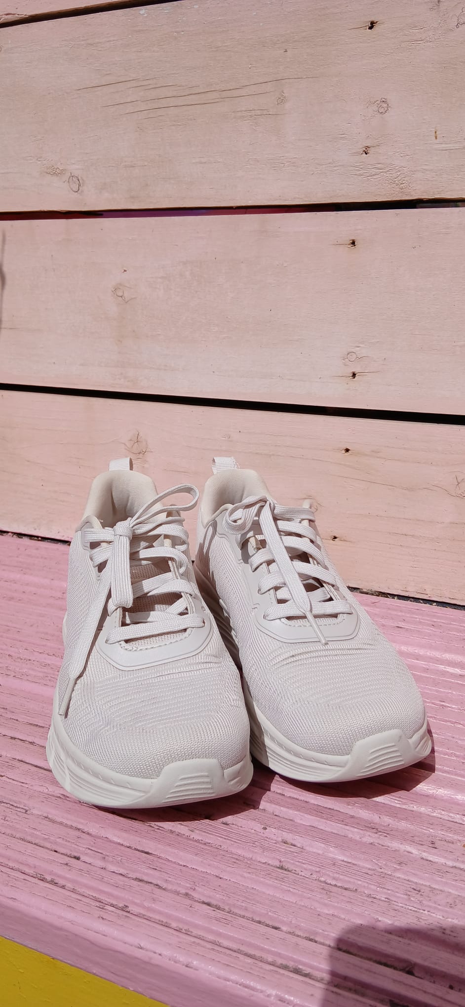 Sketchers size 5