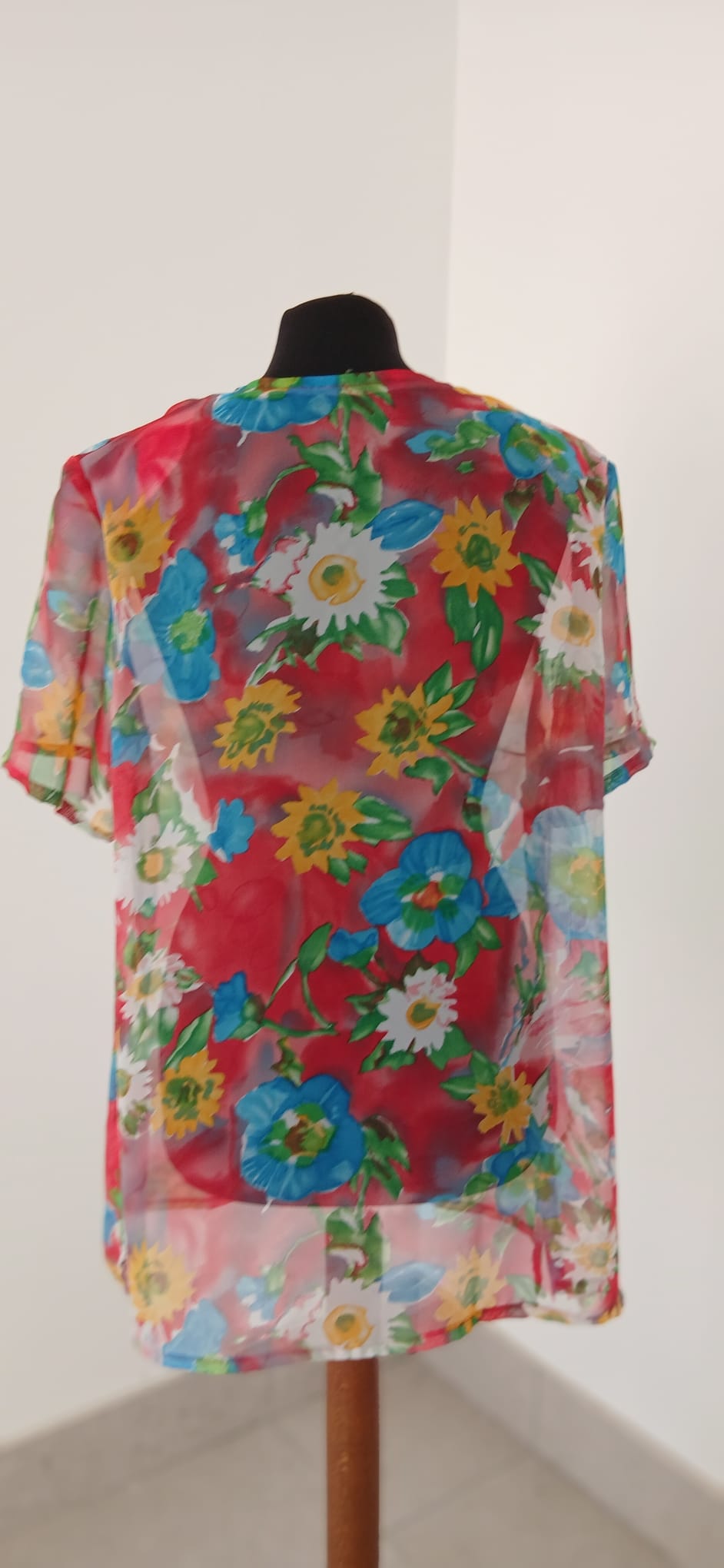 Vintage blouse size 16